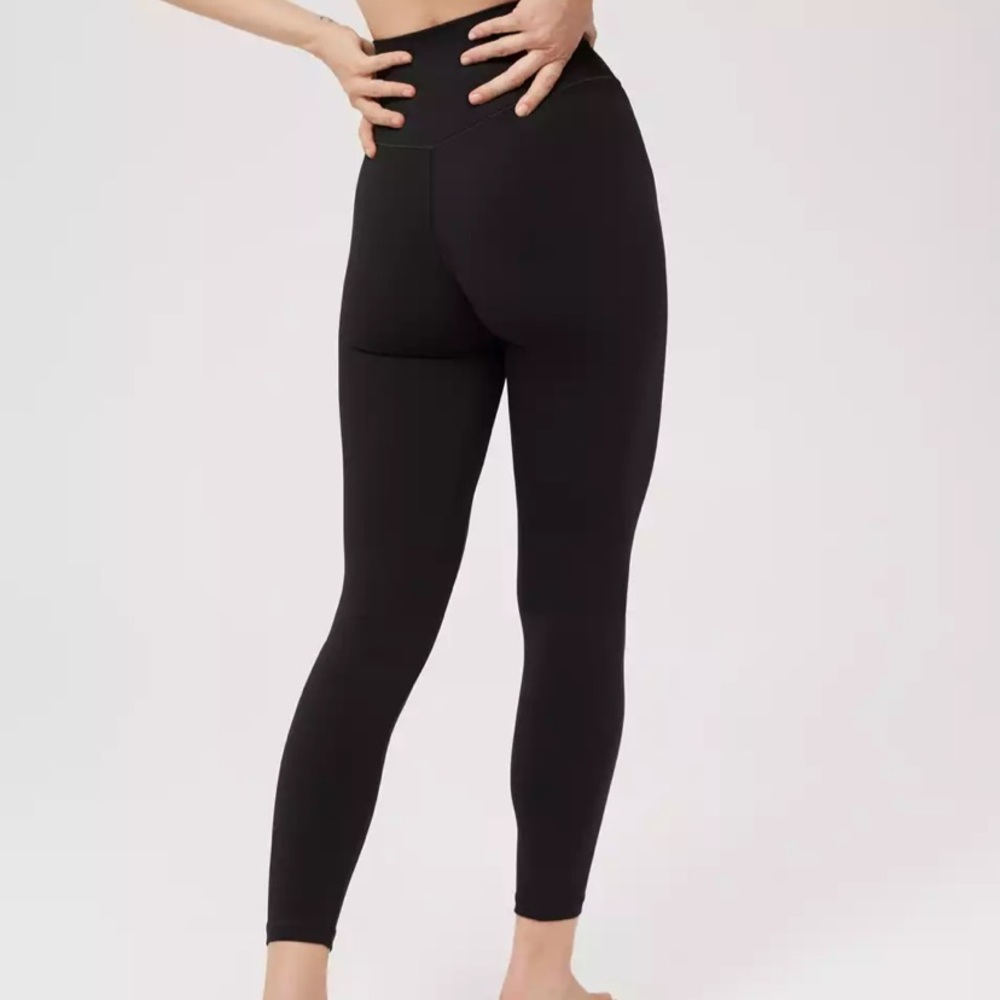 Aerie Offline Real Me 7/8 Leggings - Black, size L